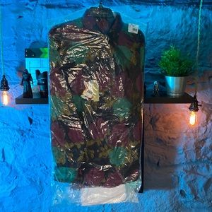 Robert Graham brand new with tags Style: Tango